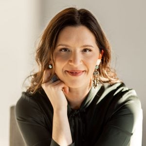 rory-gillis-headshot-1